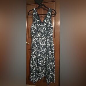 C&C California Navy and White Sleeveless dress 100% Linen Womens Size 12